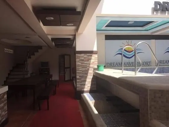 Dreamwave Resort Pansol - Dış Mekan