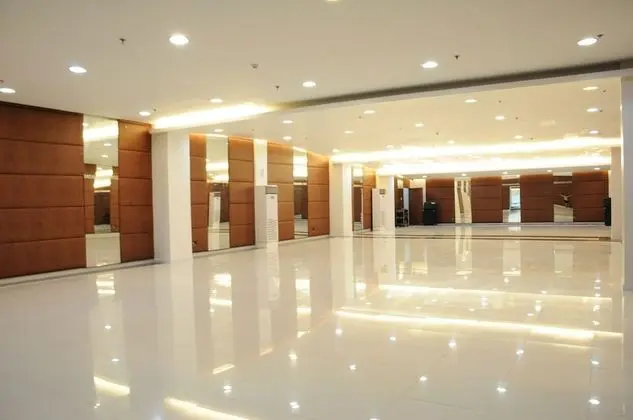Dreamwave Hotel Santiago City - İç Mekan