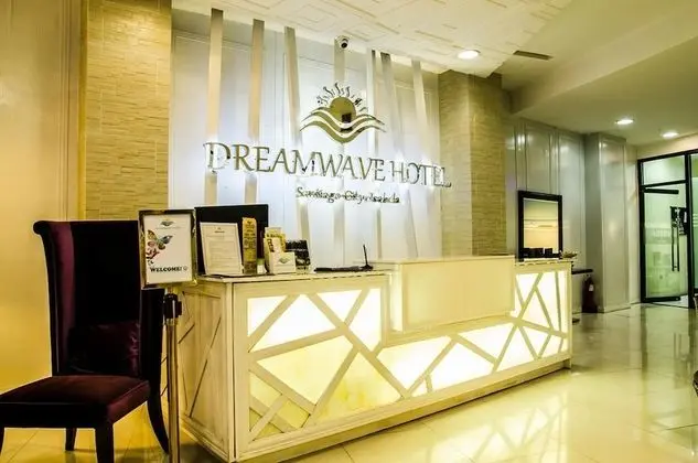 Dreamwave Hotel Santiago City - Lobi
