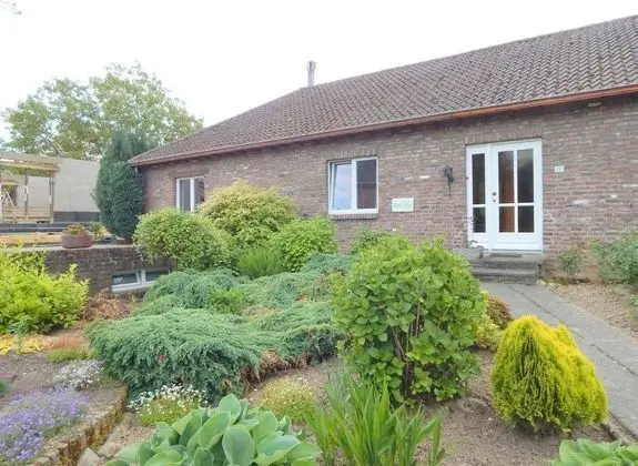 Dreamy Holiday Home in Sweikhuizen With Swimming Pool, Garden
