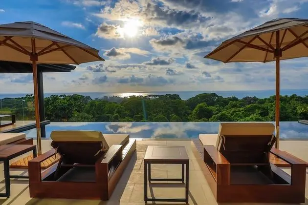 Dreamy NEW Jungle Ocean-view Luxury Villa w Pool