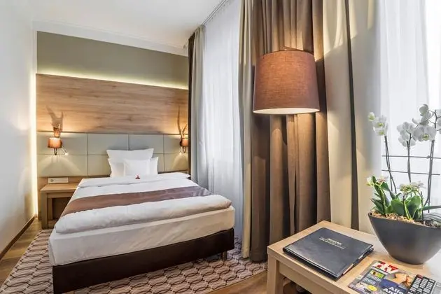 Drei Löwen Hotel - Oda