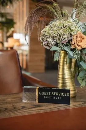 Drey Hotel - Lobi