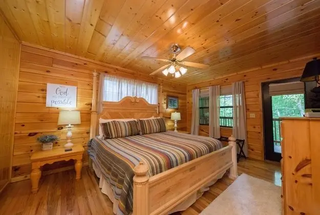 Drift Away - Two Bedroom Cabin - Oda