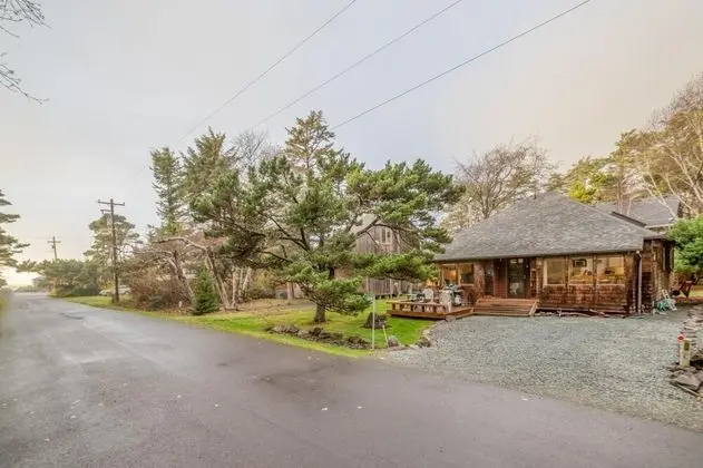 Driftwood Cottage (MCA 491)