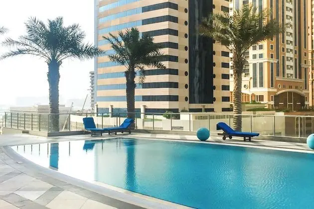 Driven Holiday Homes - Torch Tower - Dış Mekan