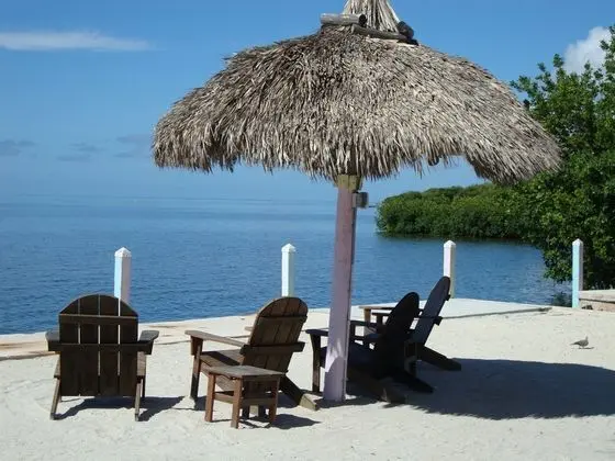Drop Anchor Resort and Marina - Plaj