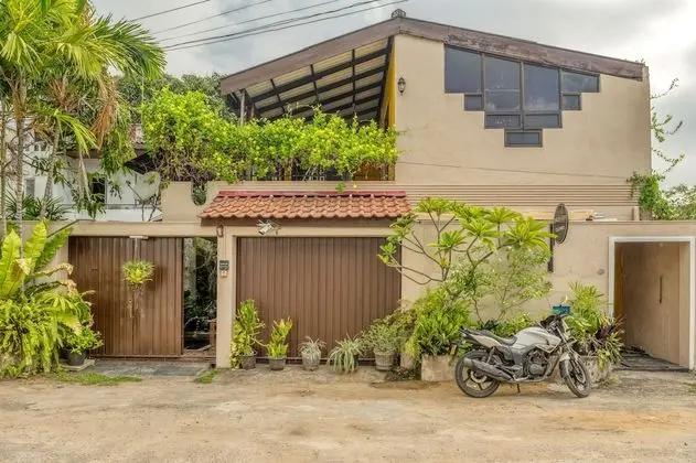 Drop Inn Colombo