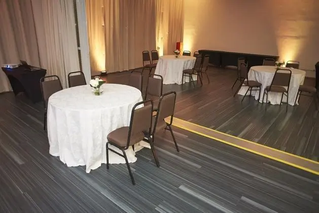 Druds Hortolandia - İş / Konferans