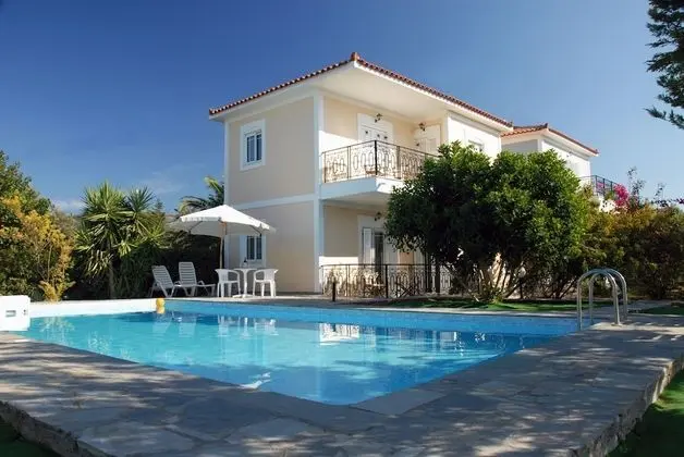 Dryoussa Apartments - Havuz