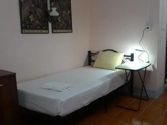 D'S Corner  Guesthouse