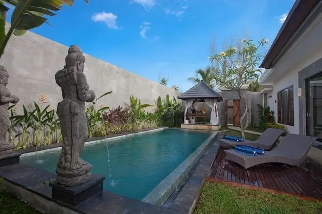 D'sawah Villa Umalas - Havuz