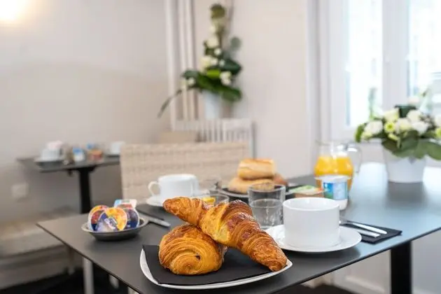 Hotel du Chateau - Yerinde Yemek