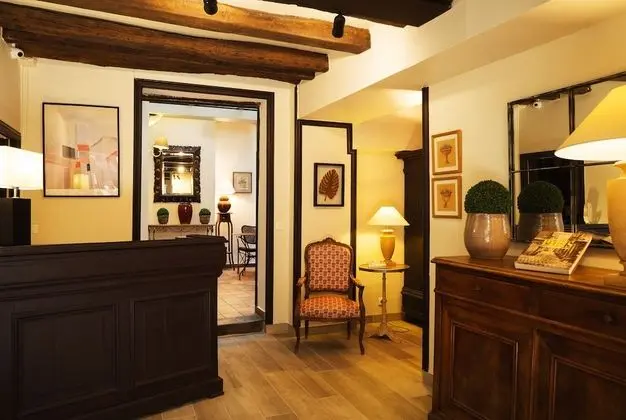 Hotel du Cygne Paris - Lobi