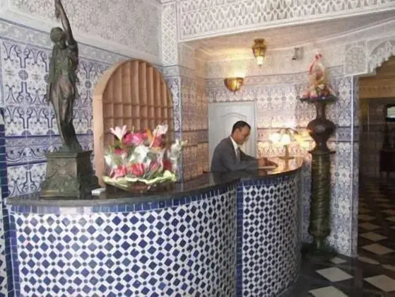 Hotel du Louvre - Lobi