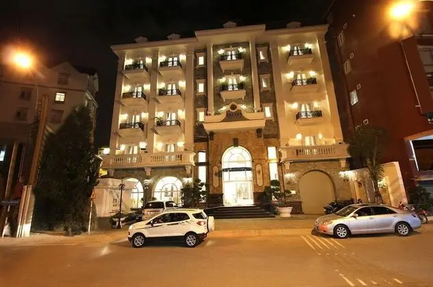 Hotel Du Lys Dalat