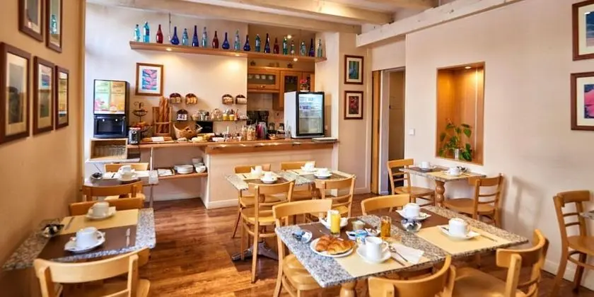Hotel du Nord - Yerinde Yemek
