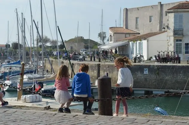 Hotel Du Port - Dış Mekan
