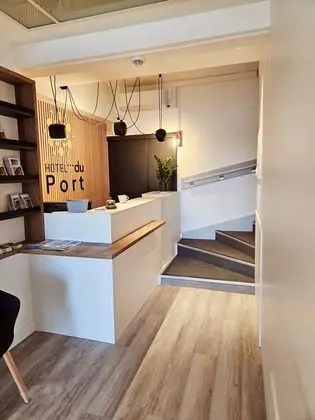 Hotel Du Port - Lobi