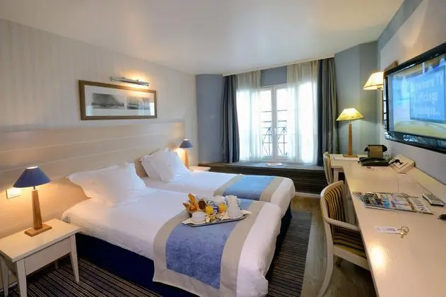 Du Soleil Beach Hotel