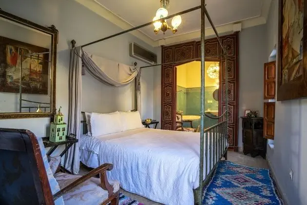 Hotel Du Tresor - Oda