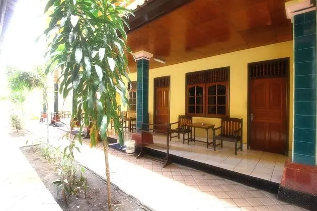 Dua Dara Inn Kuta - Oda Düzeni
