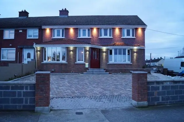 DUBLIN AIRPORT / BEAUMONT HOSPITAL Marie’s Bed and Breakfast
