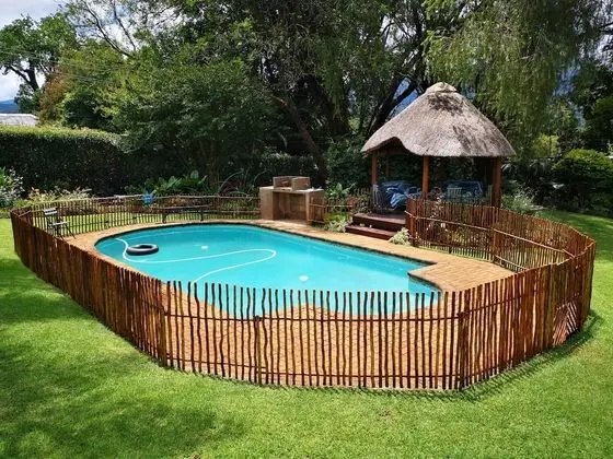 Dublin Guest Lodge - Havuz