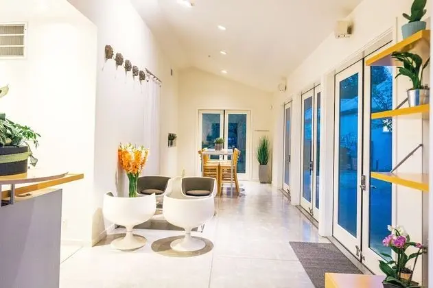 Duchamp Hotel Private Suites - Lobi