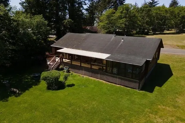 Duck Inn Log House - Dış Mekan