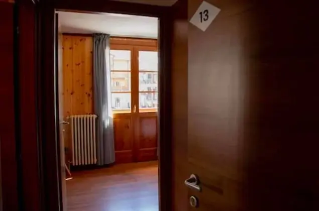 Hotel Dufour - İç Mekan