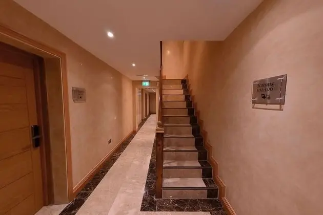 Duke Apartments - Lobi