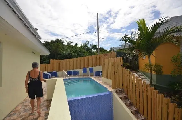 Dukes Hideaway, Silver Sands 6BR - Havuz