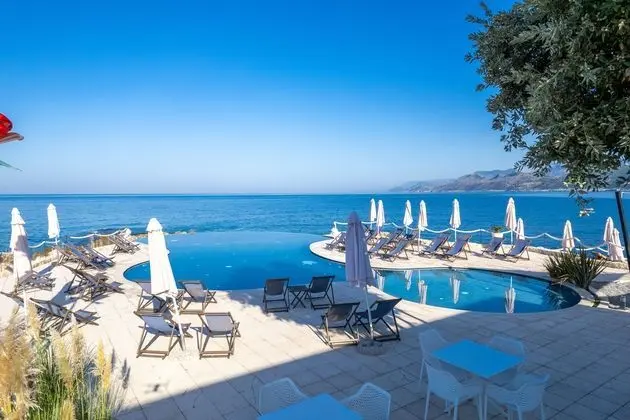 Dulamerovic Resort - Havuz
