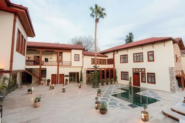 Dumo Suite Hotel