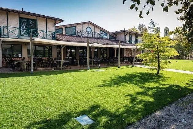 Duna Garden Hotel - Dış Mekan
