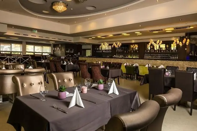 Duna Garden Hotel - Yerinde Yemek