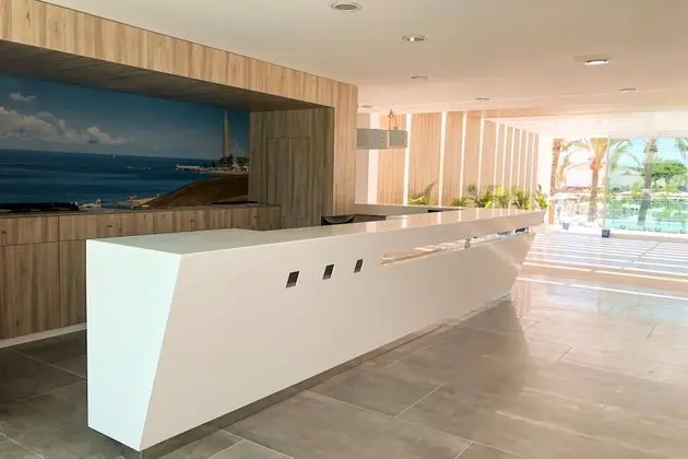 Hotel THE Dunagolf Suites - Lobi