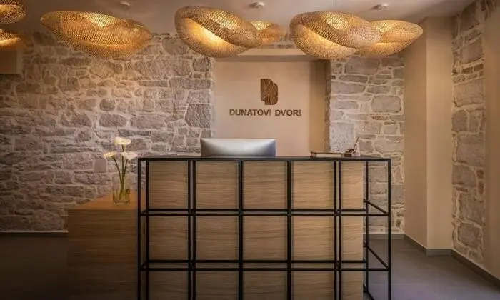 DUNATOVI DVORI Heritage Hotel
