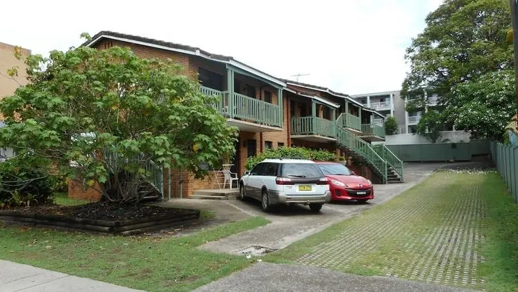 Dunbar Court Unit 4 at South West Rocks