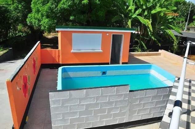 Duncan's Hideaway Guesthouse - Havuz