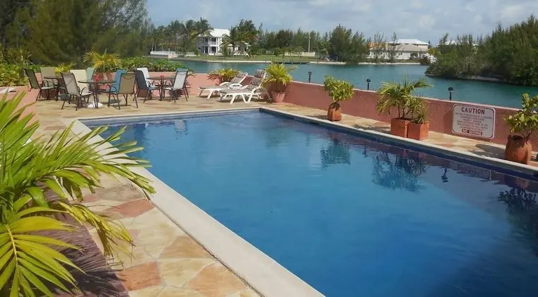 Dundee Bay Villas