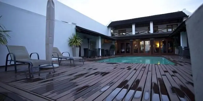 Dundi Lodge Augrabies Falls - Havuz