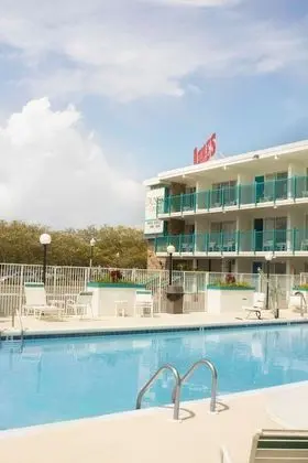 Dunes Court - Havuz