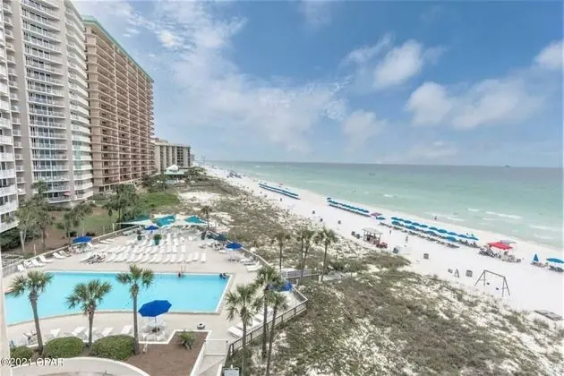 Dunes of Panama Beach Resort by Panhandle Getaways - Plaj