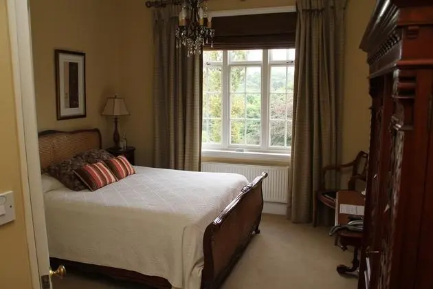 Dunsley Hall