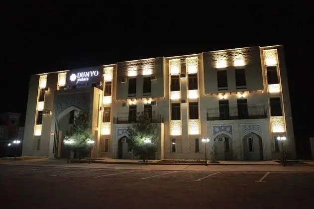 Dunyo Palace