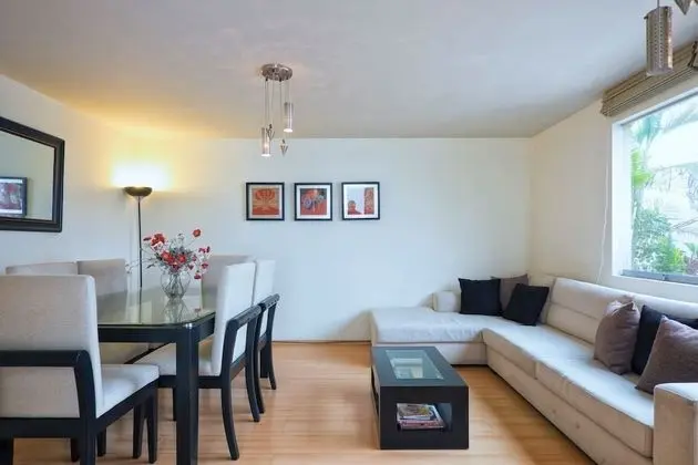 Duplex Apartment in Miraflores - Öne Çıkan Resim
