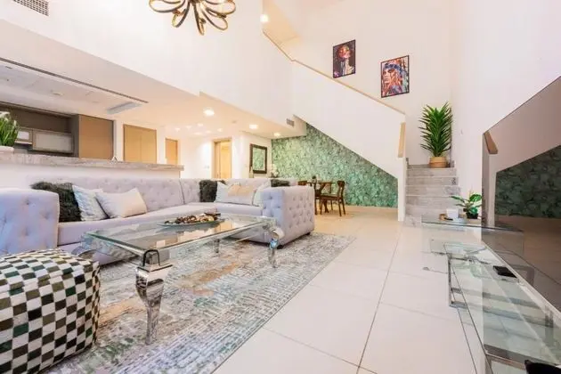 Duplex Living of Downtown - Öne Çıkan Resim