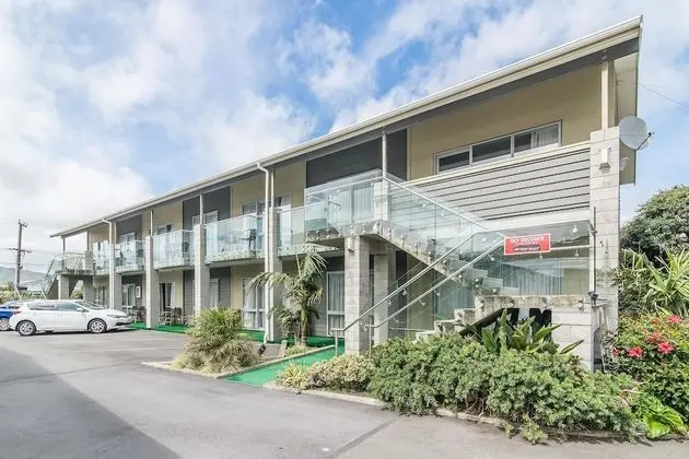 Dupont Executive Motels - Lobi